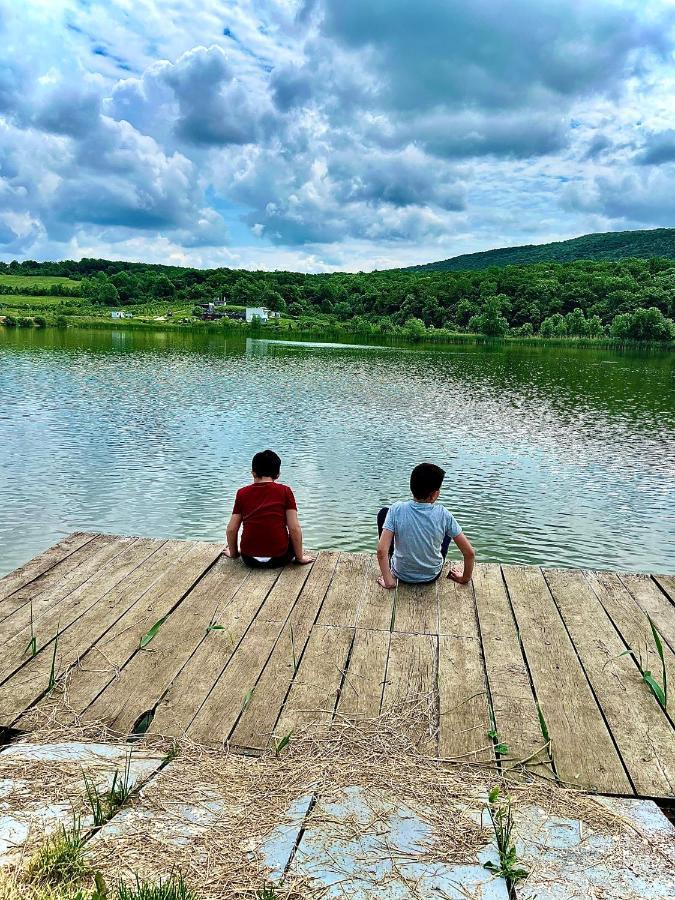 Caravans 10 Min To Tsonevo Lake & 35 Min To Black Sea Екстер'єр фото